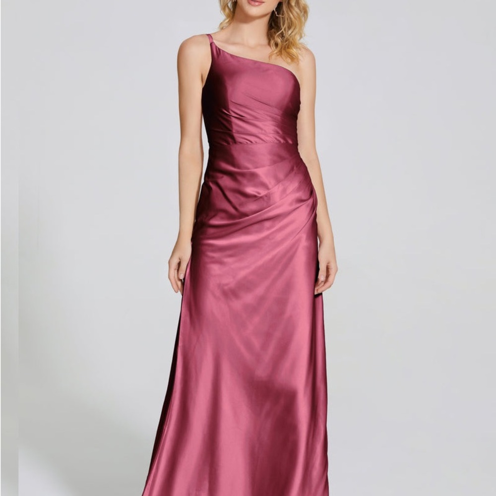 Elegant One-Shoulder Satin Dress in Burgundy